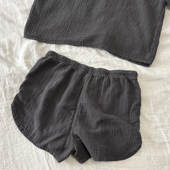 Stars above Charcoal Two-Piece Gauze Lounge Set - Top & Shorts - Picture 7 of 9